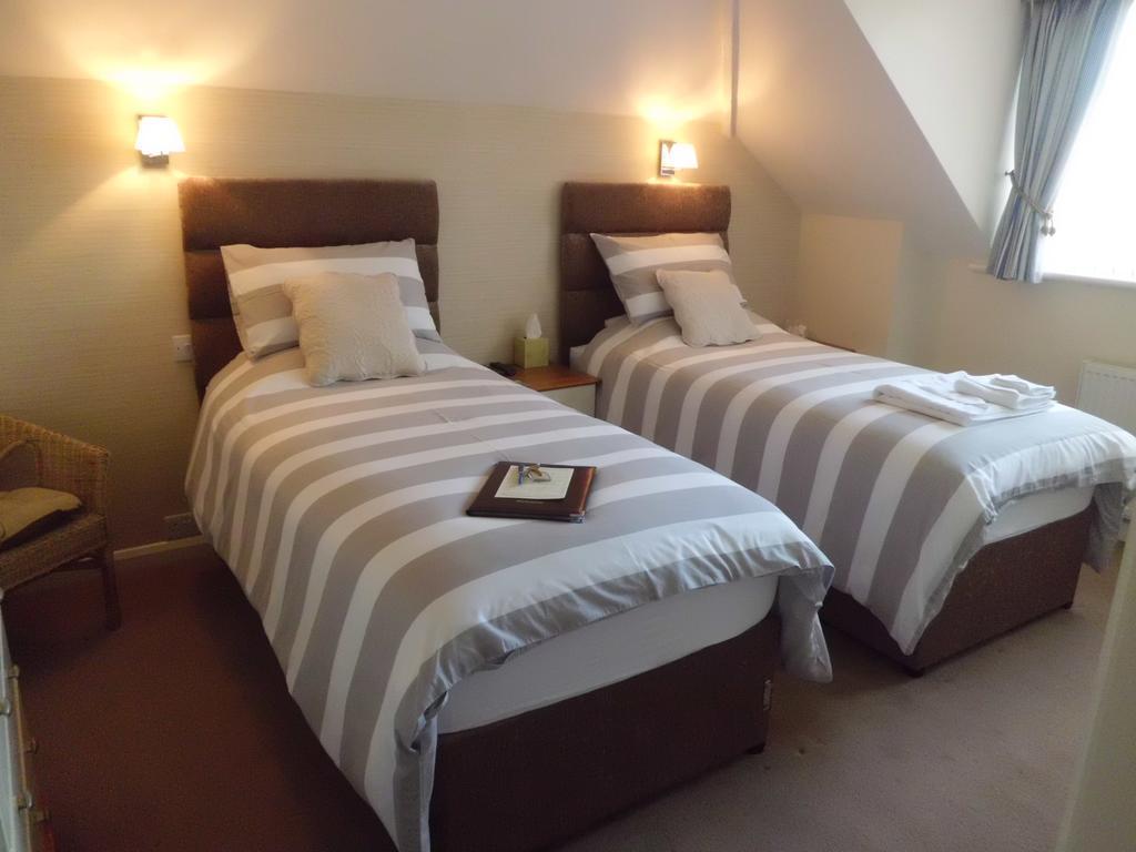 Fair Winds Guest House Brixham Eksteriør billede