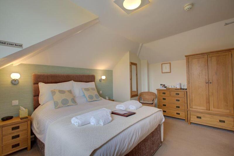 Fair Winds Guest House Brixham Eksteriør billede
